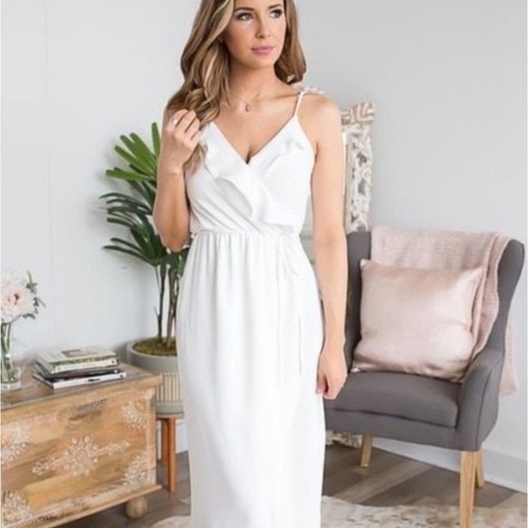 Everly Dresses & Skirts - Everly Ruffle Front Tie Waist Mock Wrap Slit Maxi Dress White Large Resort Party